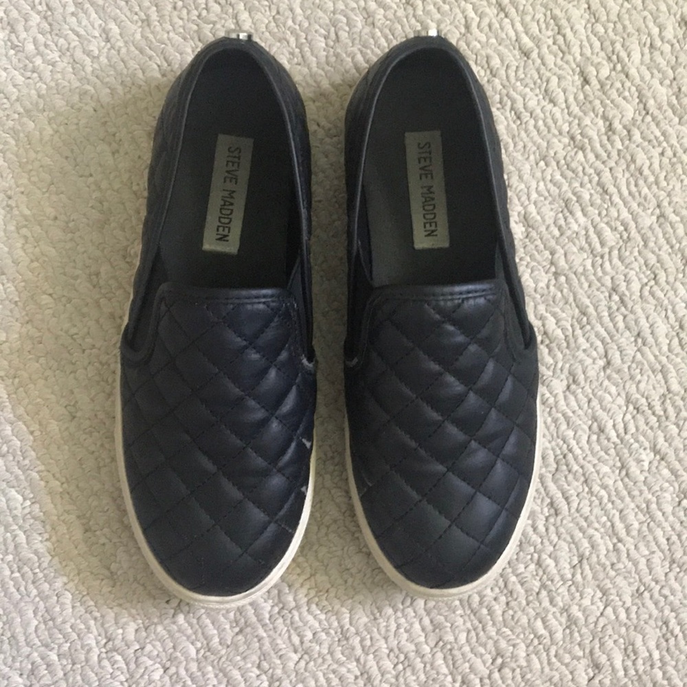 Steve Madden Ecentrcq Slip ons